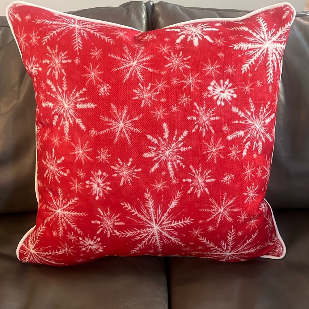 Sewing Down South Christmas Pillow 18x18